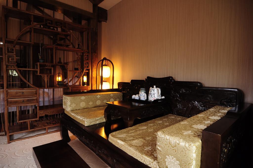 Yi Liu Hostel Lijiang  Rom bilde
