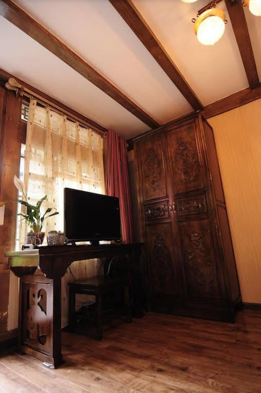 Yi Liu Hostel Lijiang  Eksteriør bilde